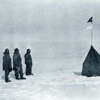 El equipo de la expedición de Amundsen en el Polo Sur en diciembre de 1911