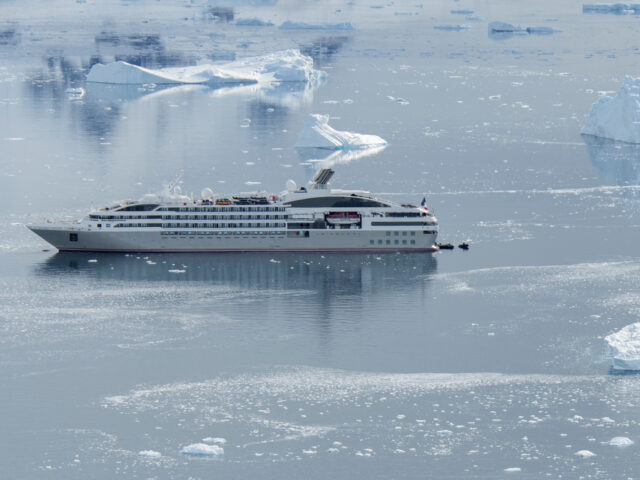 antarctica cruise boats